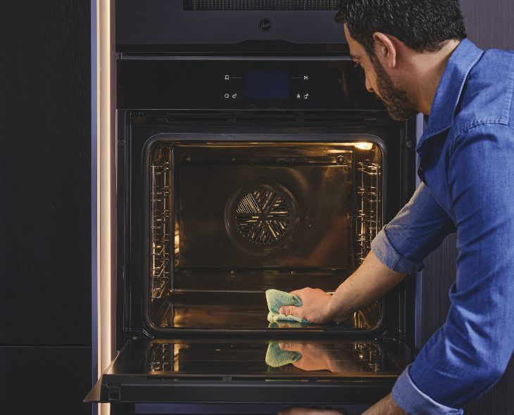 How to Clean an Oven Quickly: 10 Simple Steps